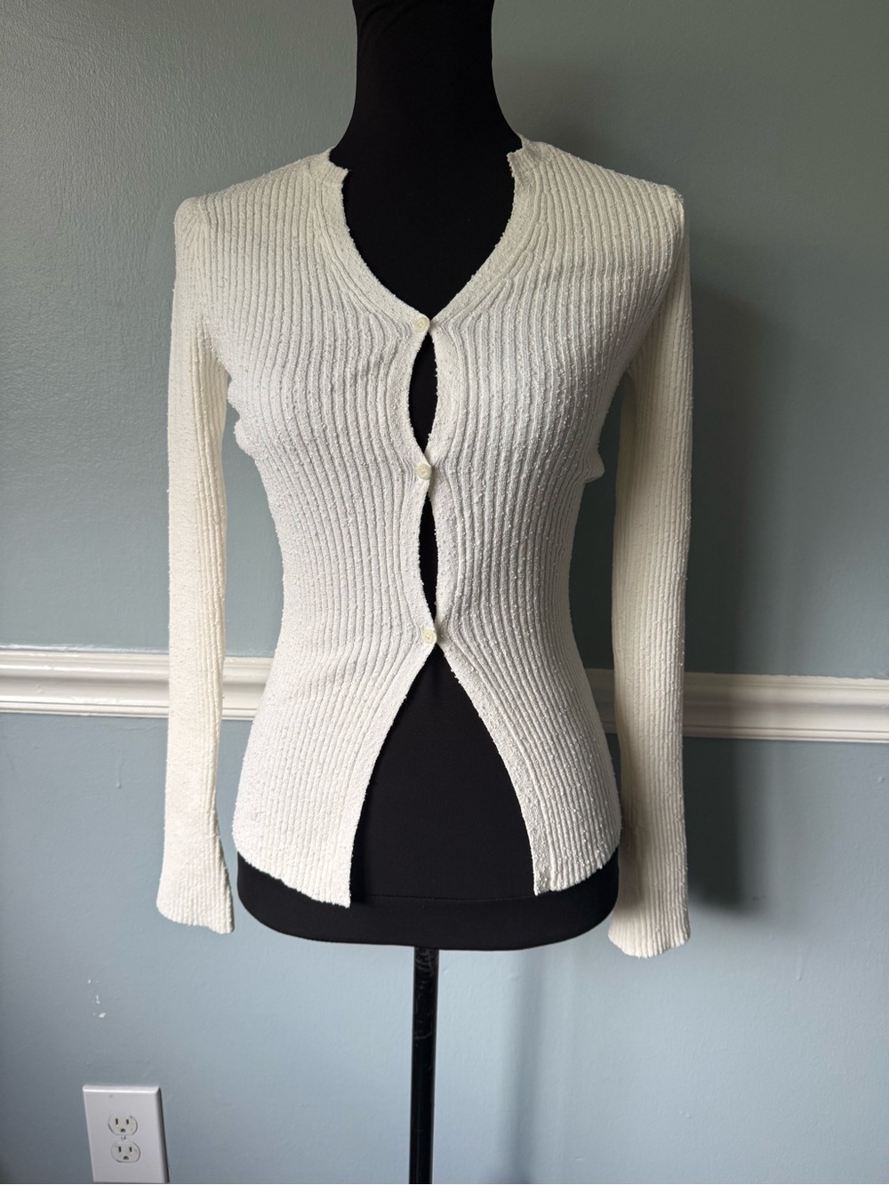 A.L.C. Cream Ribbed Button-Front V-Neck Sweater XS